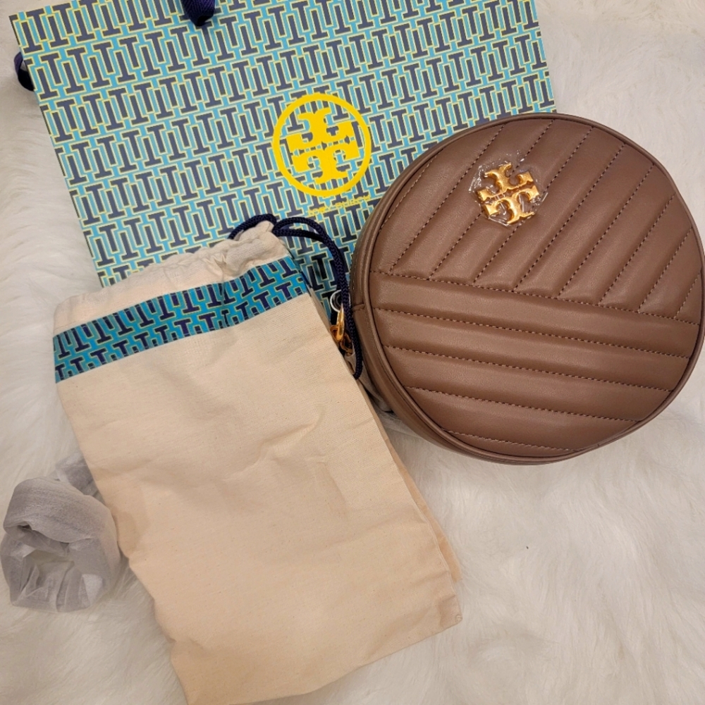 Tory Burch Kira circle Shoulder bag